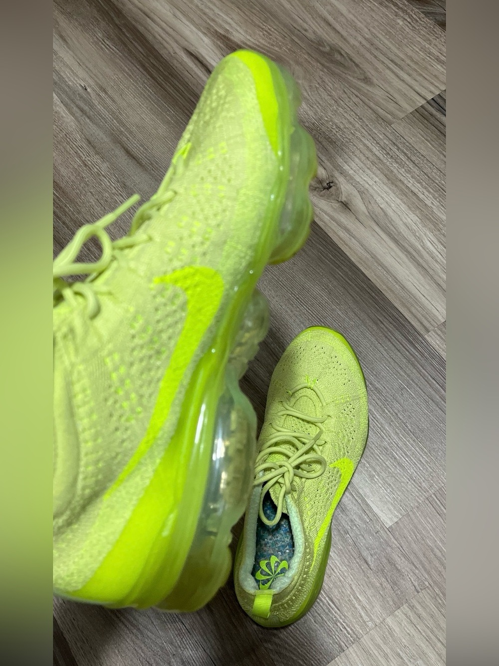 Nike Women's Volt Flyknit Air VaporMax Running Shoes